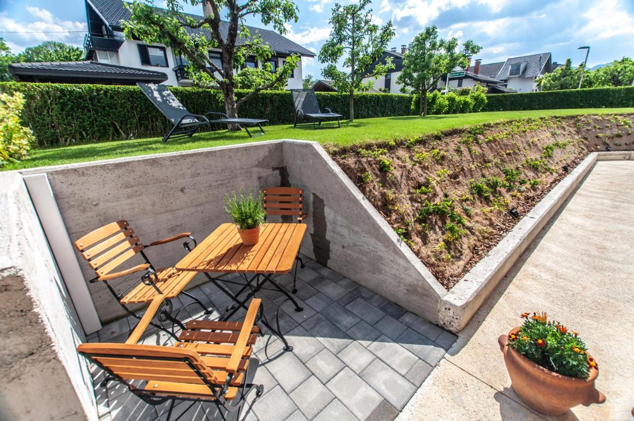 Apartments Ursus Bled Exterior foto